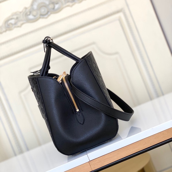 Louis Vuitton Monogram Handbag (33X23x15cm) - PerfectKickZ
