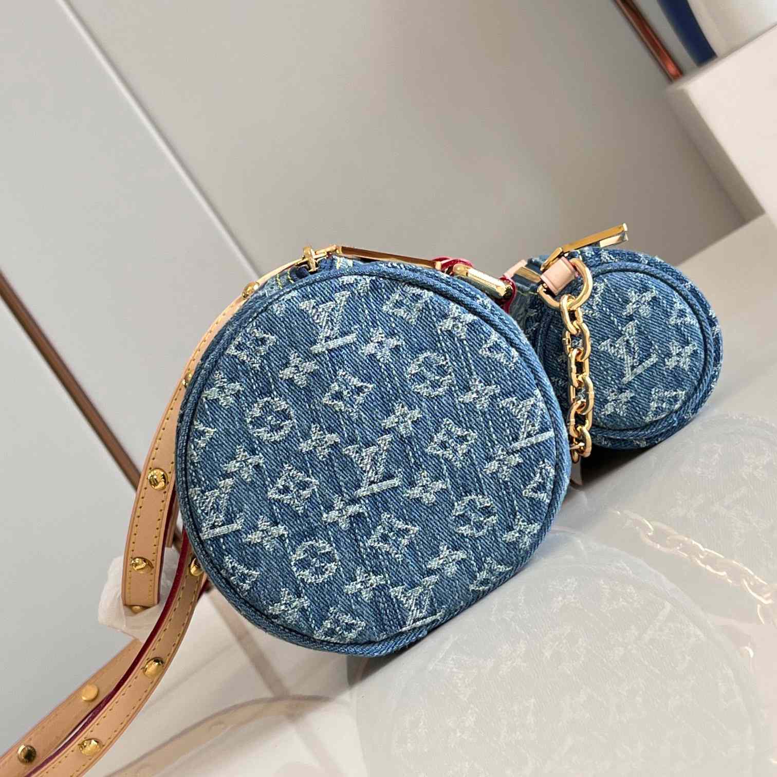 Louis Vuitton Papillon    M46830 - PerfectKickZ