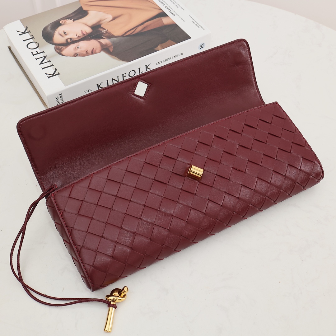Bottega Veneta Long Clutch Andiamo With Handle - PerfectKickZ
