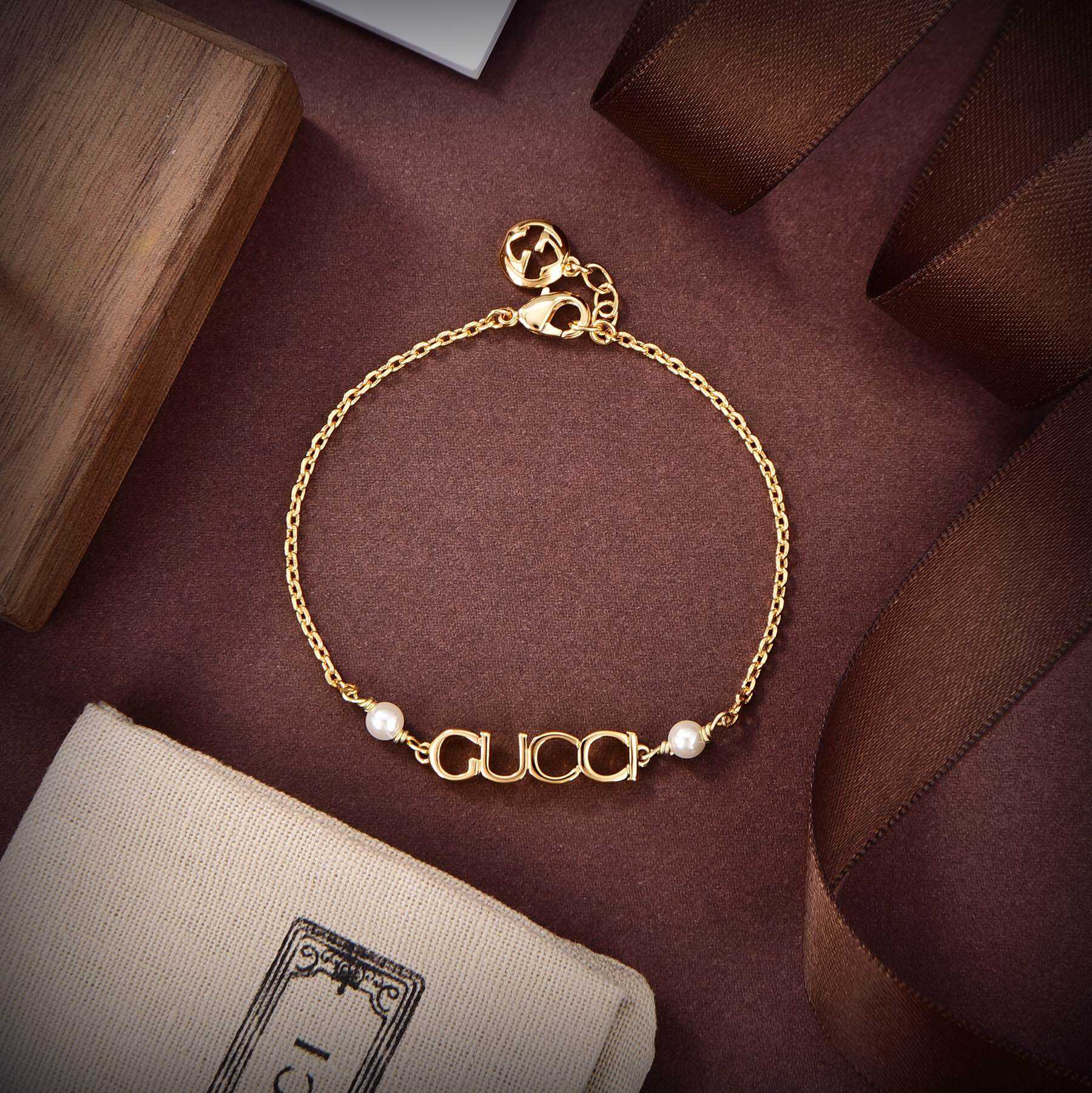 Gucci Letter Single Bracelet  - PerfectKickZ