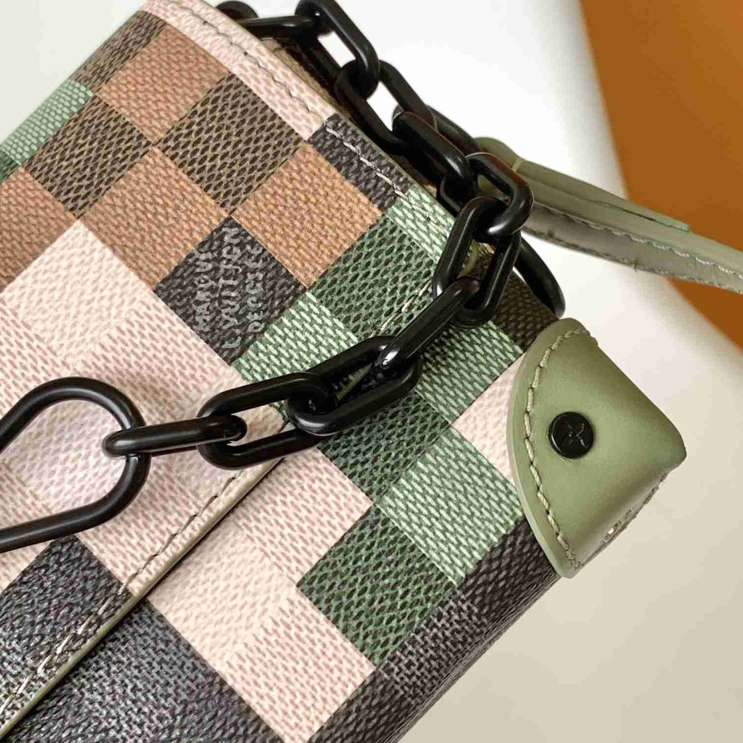 Louis Vuitton Steamer Wearable Wallet   M83172 - PerfectKickZ