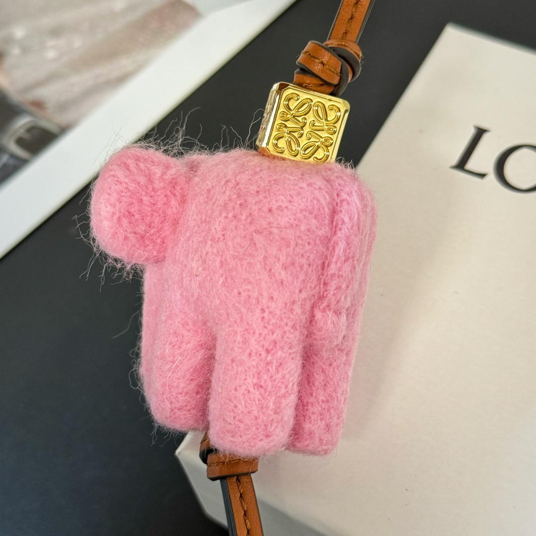 Loewe Elephant Charm In Felt And Calfskin - PerfectKickZ