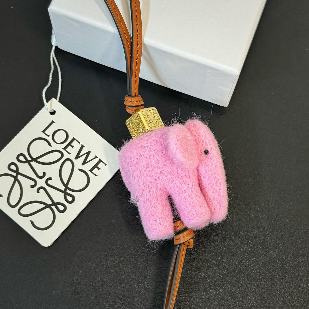 Loewe Elephant Charm In Felt And Calfskin - PerfectKickZ
