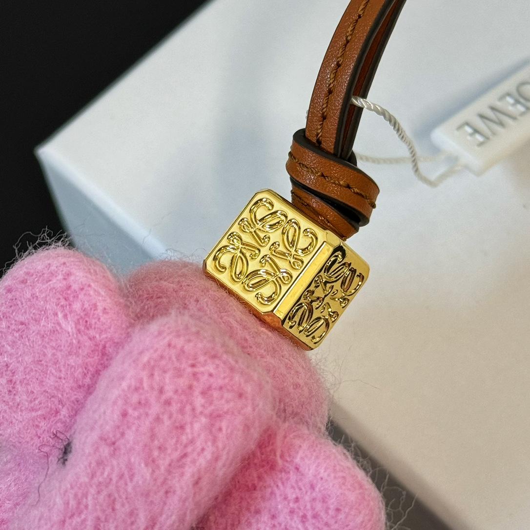 Loewe Elephant Charm In Felt And Calfskin - PerfectKickZ