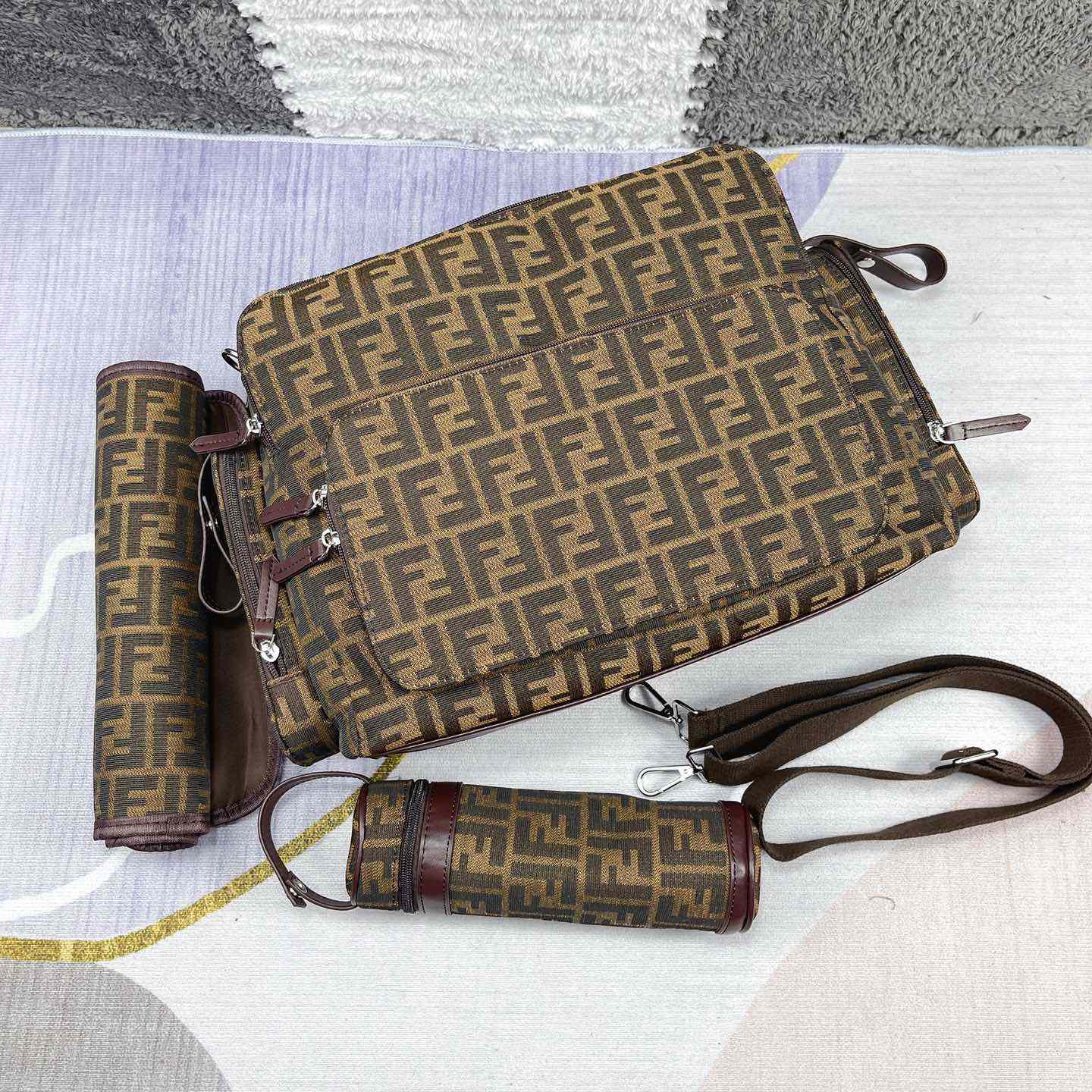 Fendi Mothers Bags  42*32*15cm - PerfectKickZ