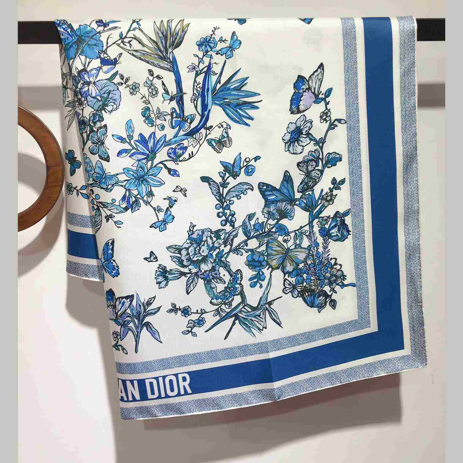 Dior Toile De Jouy Mexico 90 Square Scarf - 