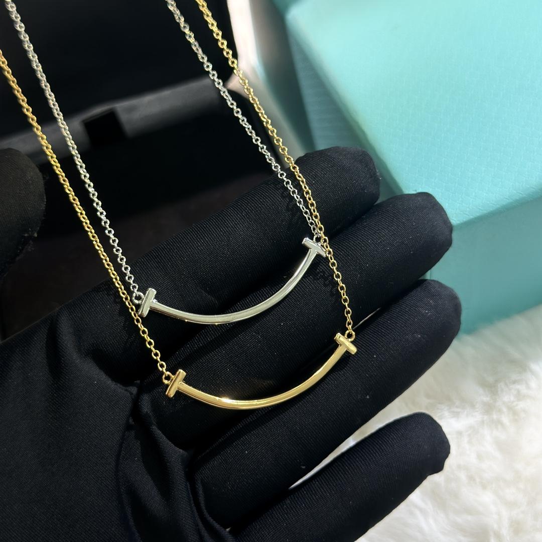 Tiffany&CO Heart Smile Pendant - PerfectKickZ