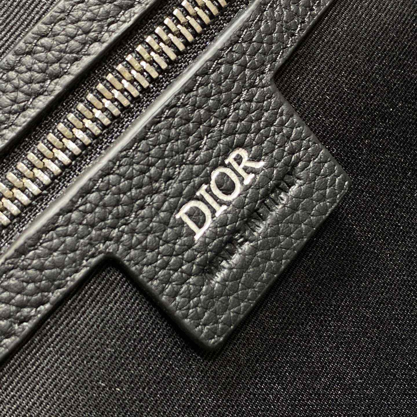 Dior Weekender 40 Bag - PerfectKickZ
