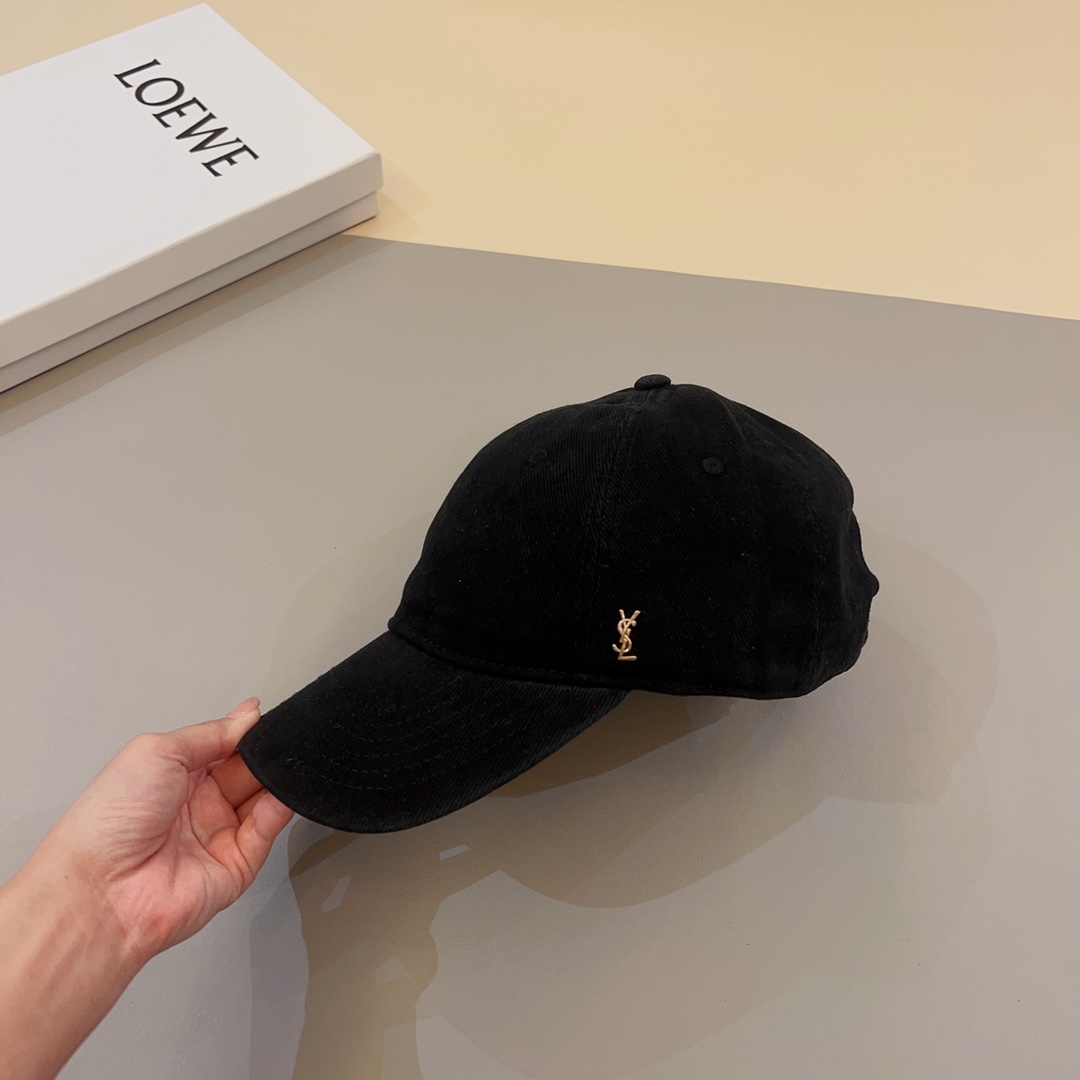 Saint Laurent Cap - PerfectKickZ