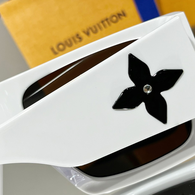 Louis Vuitton Sunglasses   Z2615W - PerfectKickZ