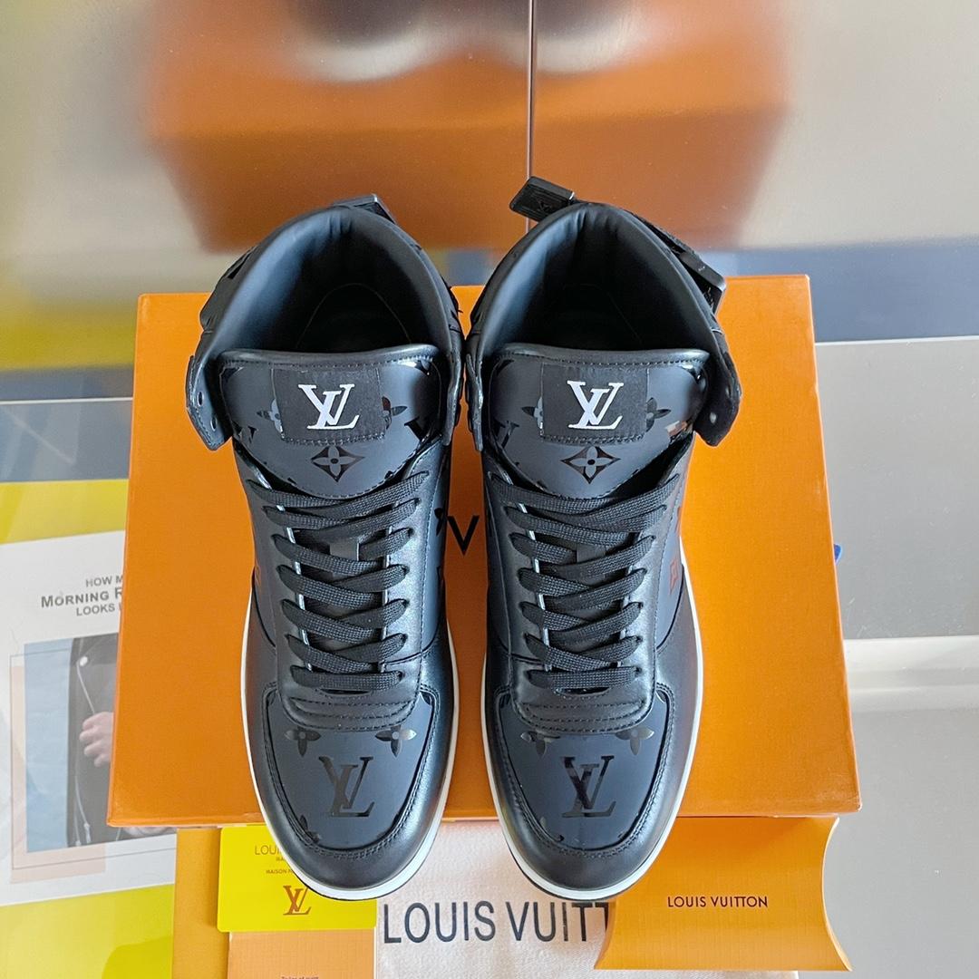 Louis Vuitton Rivoli Sneaker Boot 1A8EAP - 