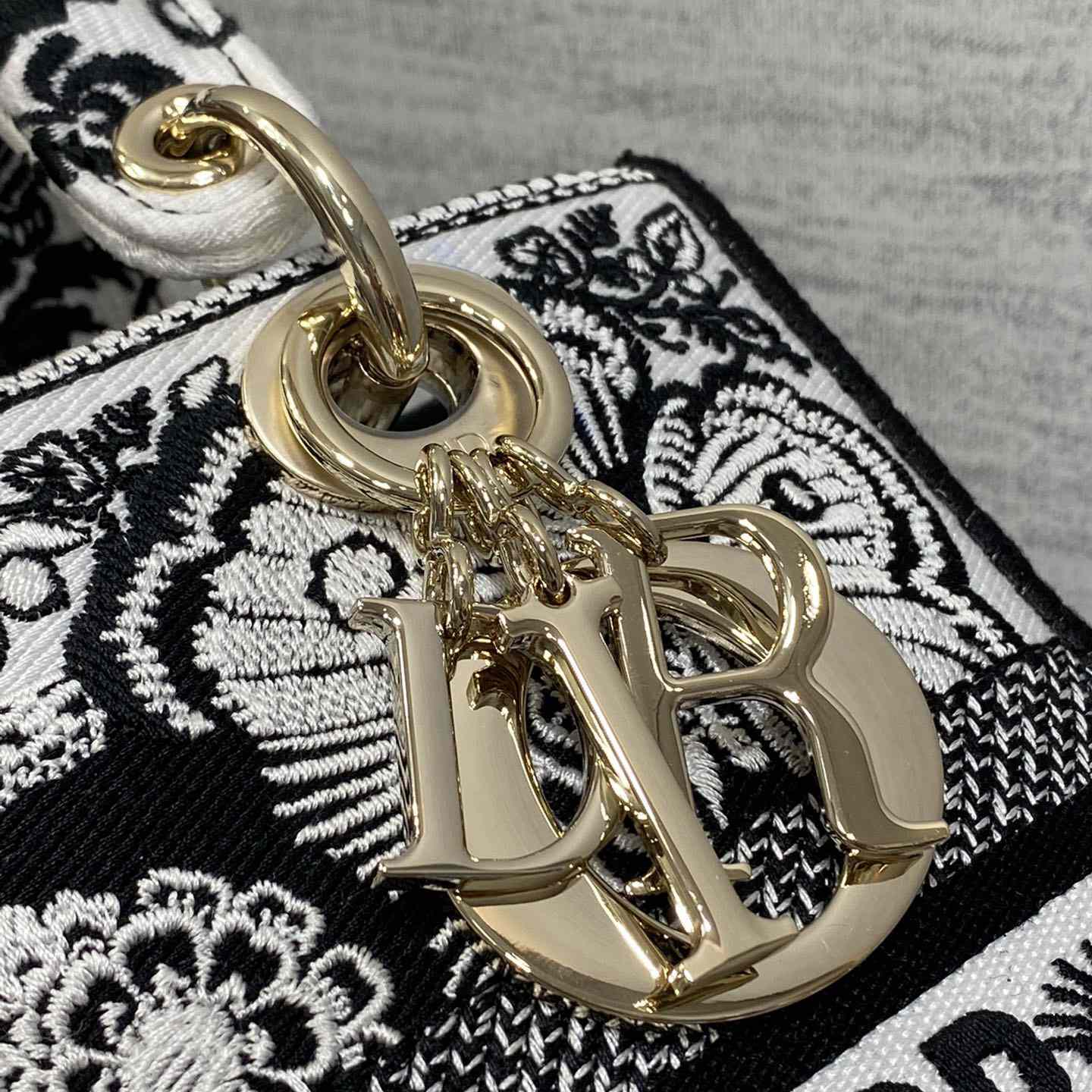 Dior Medium Lady D-Lite Bag - PerfectKickZ