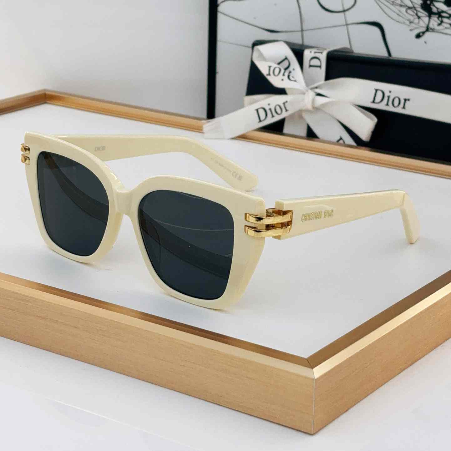 Dior CDior S1I Sunglasses  - PerfectKickZ