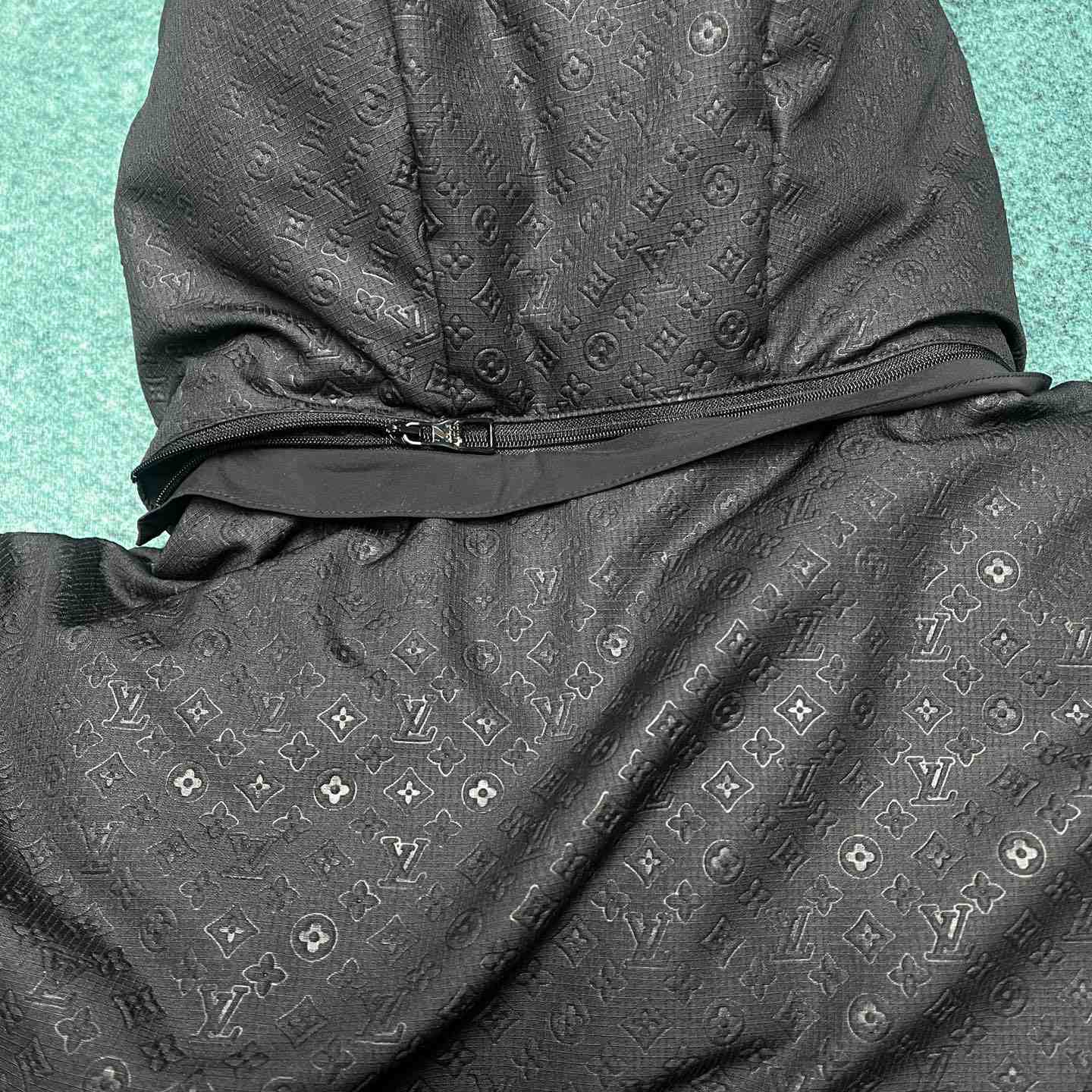 Louis Vuitton Down Blouson    - PerfectKickZ
