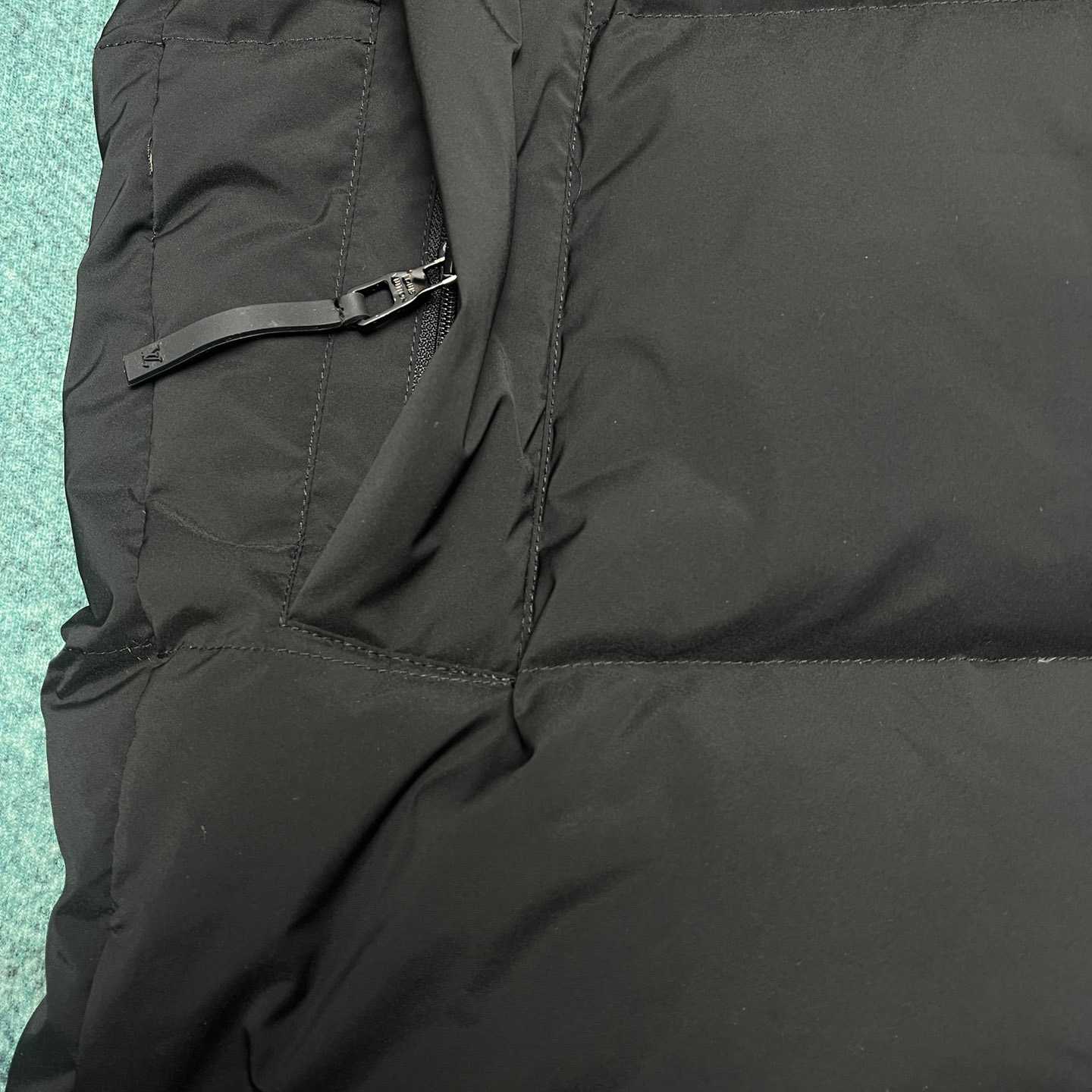 Louis Vuitton Down Blouson    - PerfectKickZ
