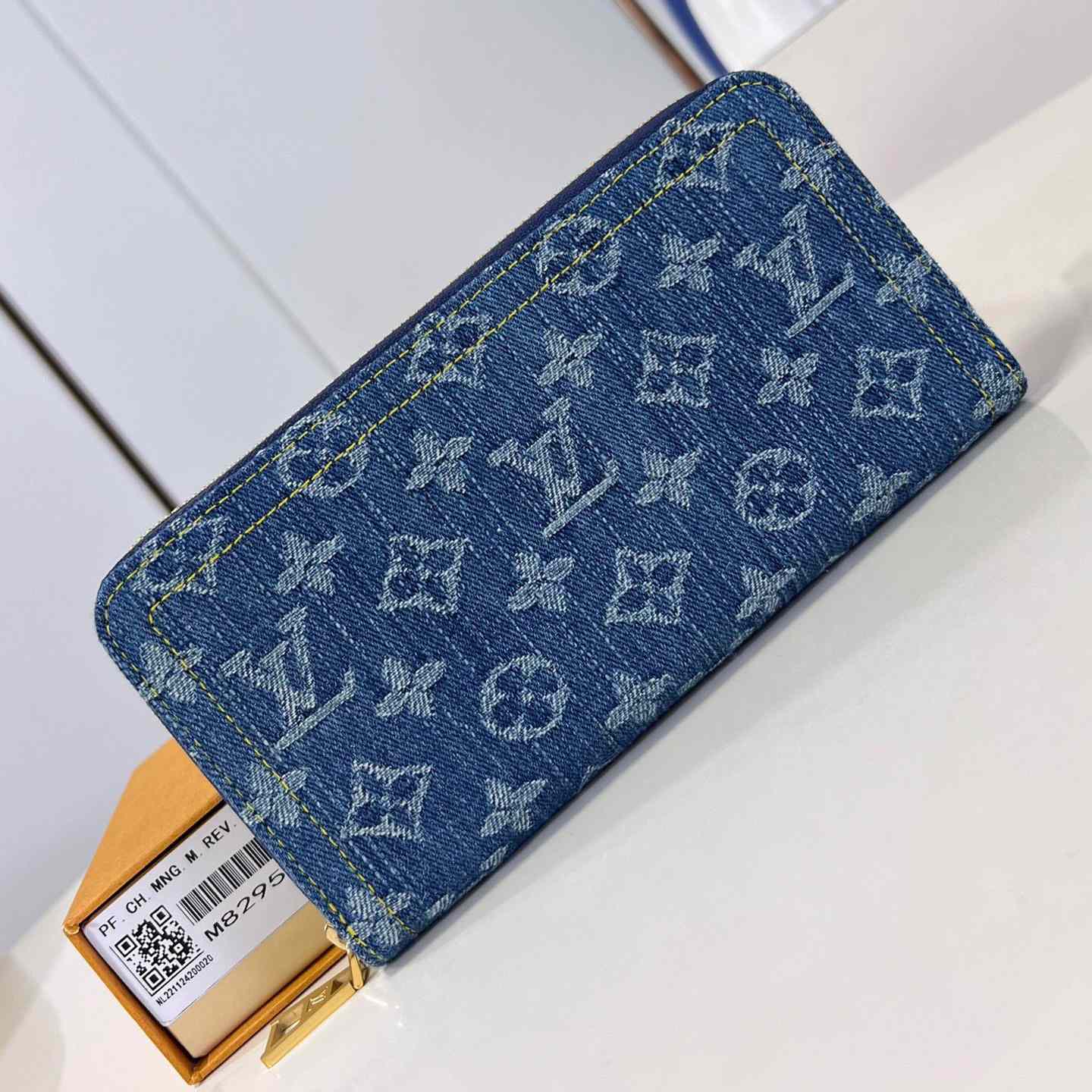 Louis Vuitton Zippy Wallet   M82958 - PerfectKickZ