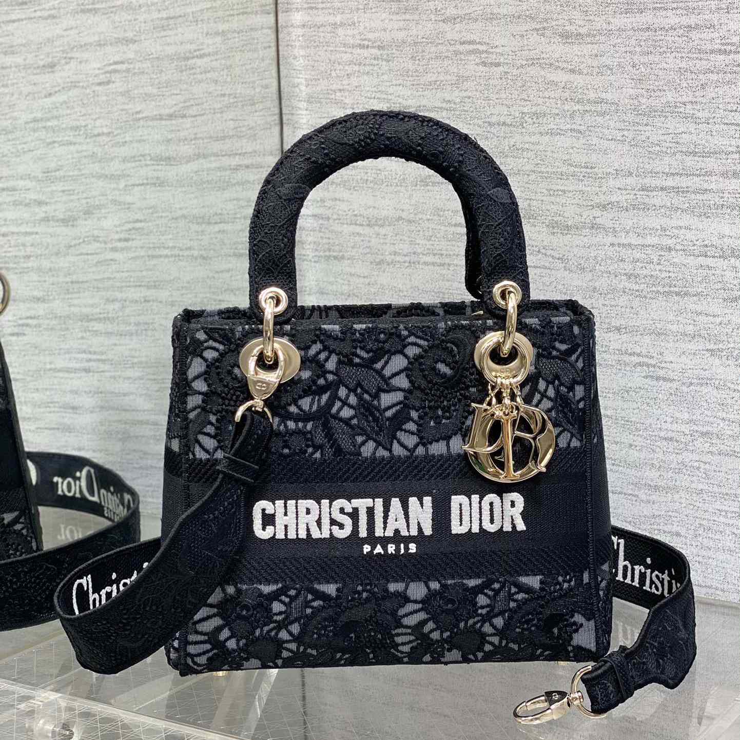 Dior Medium Lady D-Lite Bag - PerfectKickZ