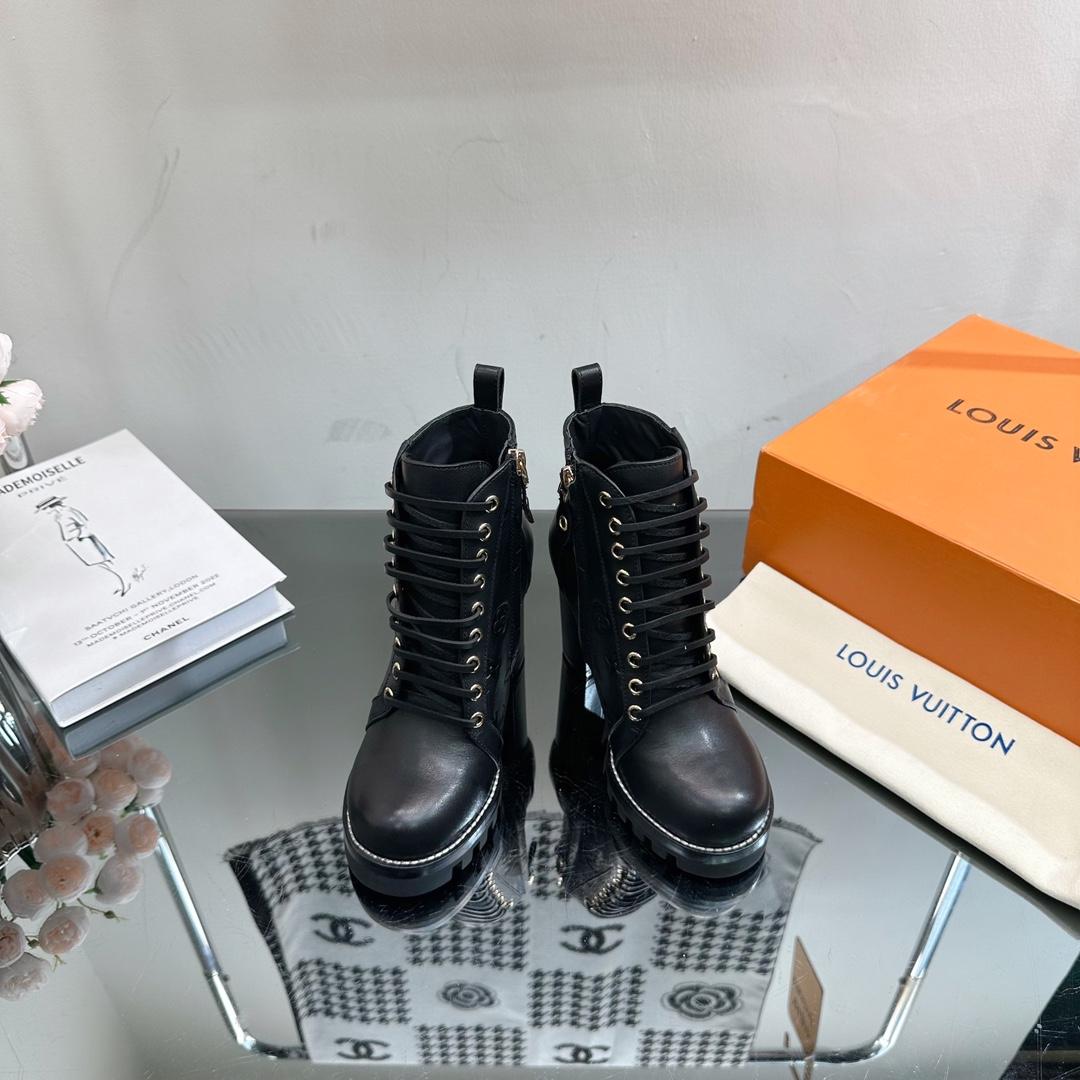 Louis Vuitton Star Trail Ankle Boot   1ACHOH - PerfectKickZ