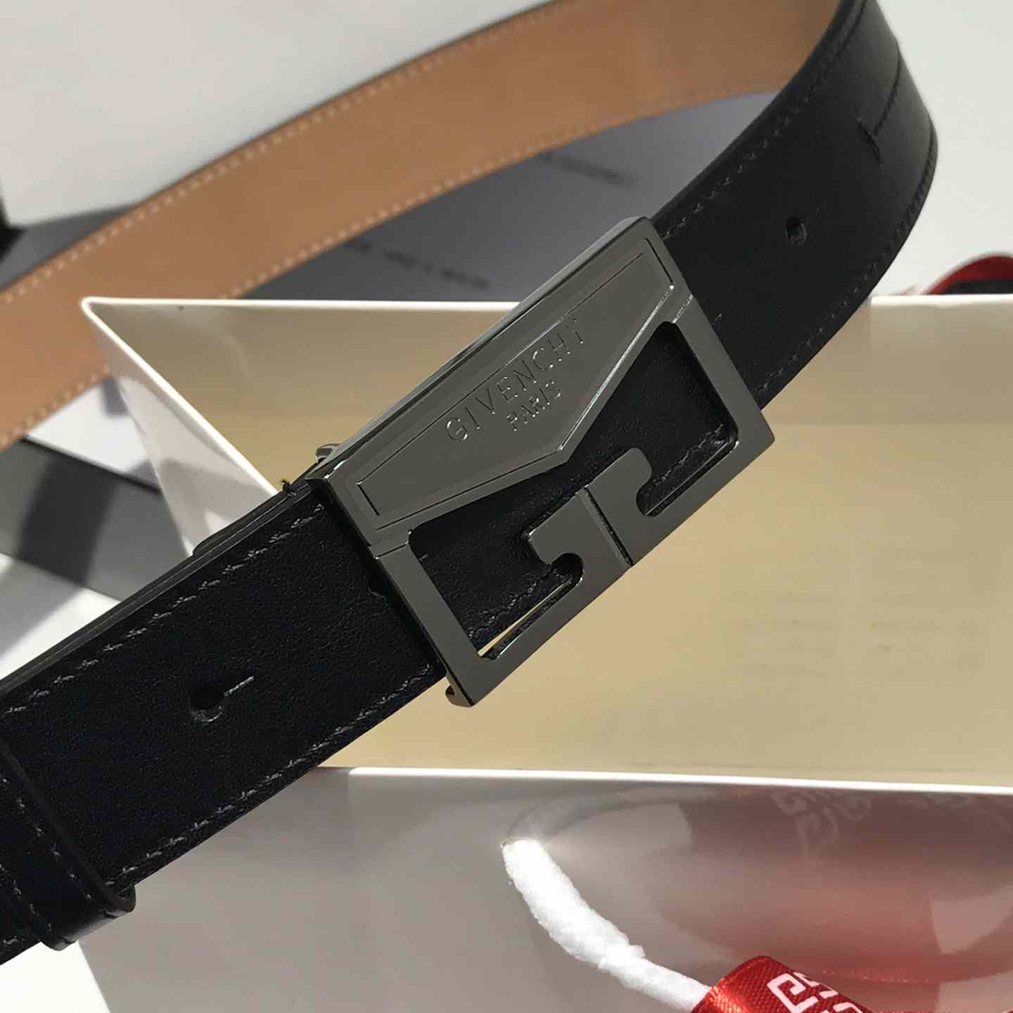 Givenchy  Leather Belt      30mm - PerfectKickZ