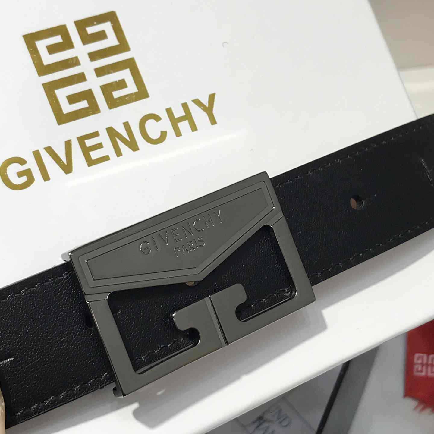 Givenchy  Leather Belt      30mm - PerfectKickZ