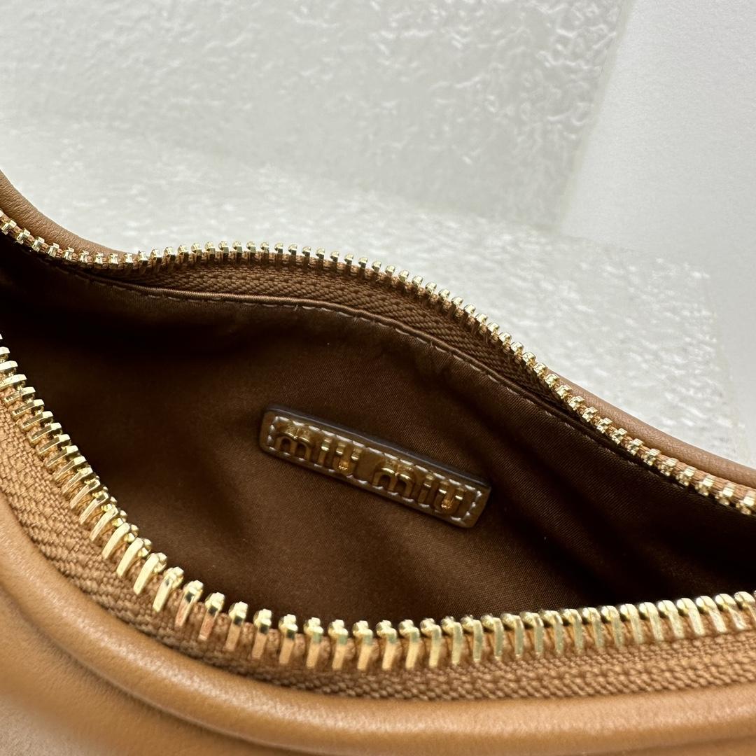 Miu Miu Leather Hobo Bag - 