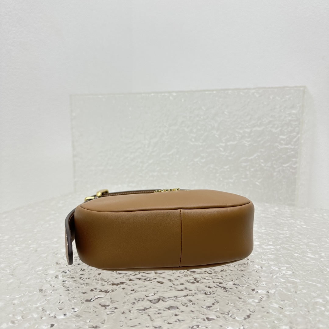 Miu Miu Leather Hobo Bag - 