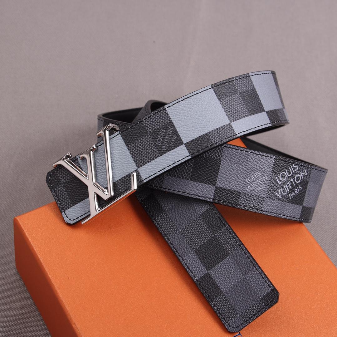 Louis Vuitton Reversible Belt LV Initiales - PerfectKickZ