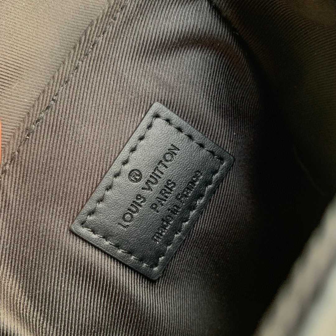 Louis Vuitton Nano Christopher     M82769 - PerfectKickZ