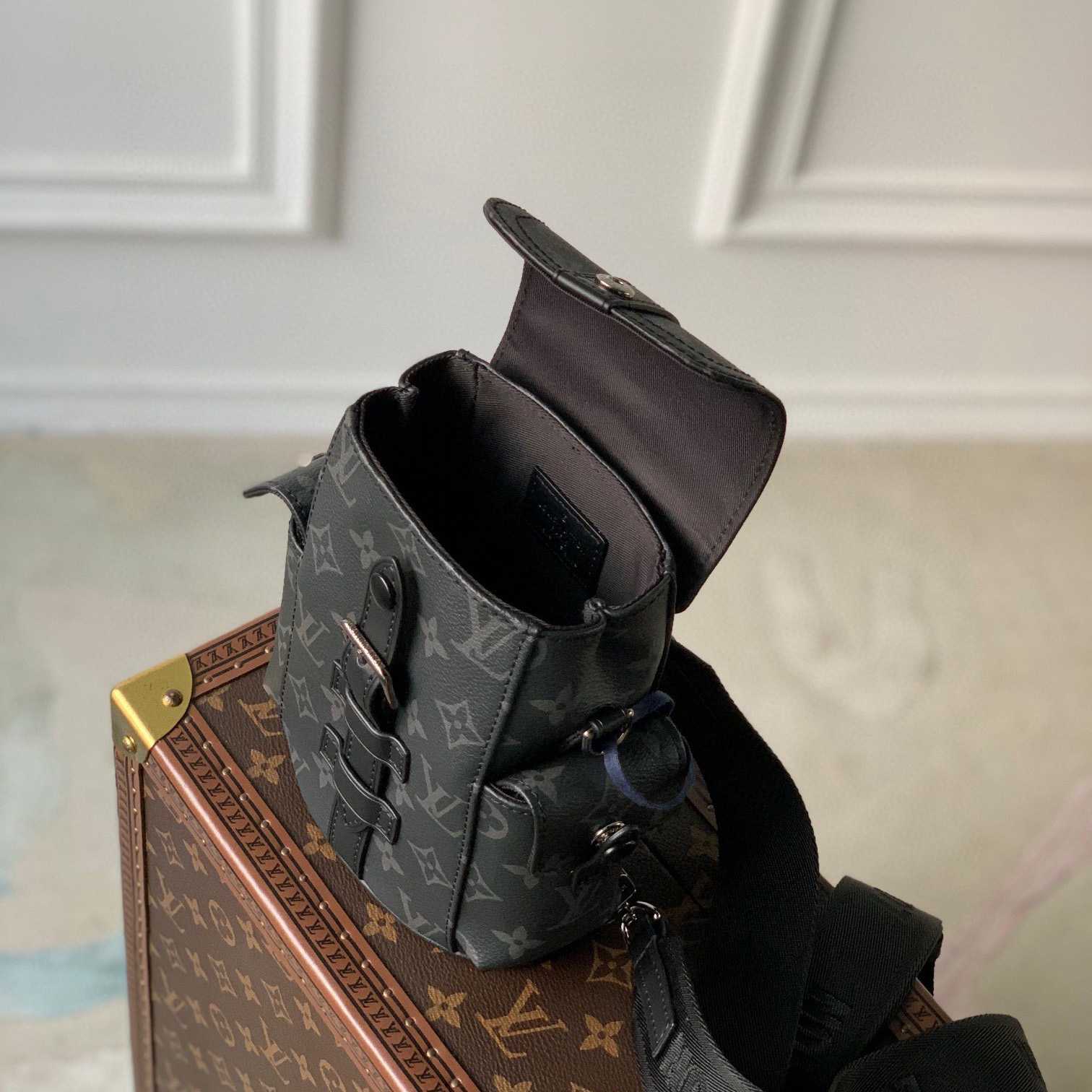 Louis Vuitton Nano Christopher     M82769 - PerfectKickZ
