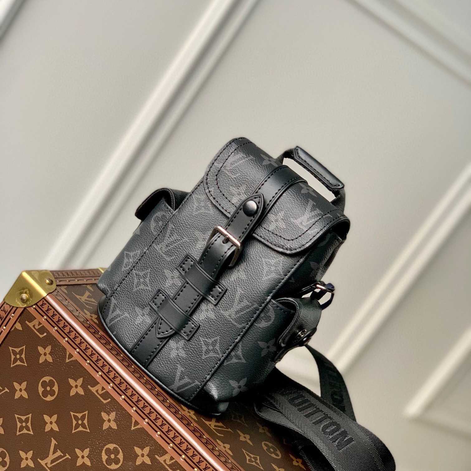 Louis Vuitton Nano Christopher     M82769 - PerfectKickZ