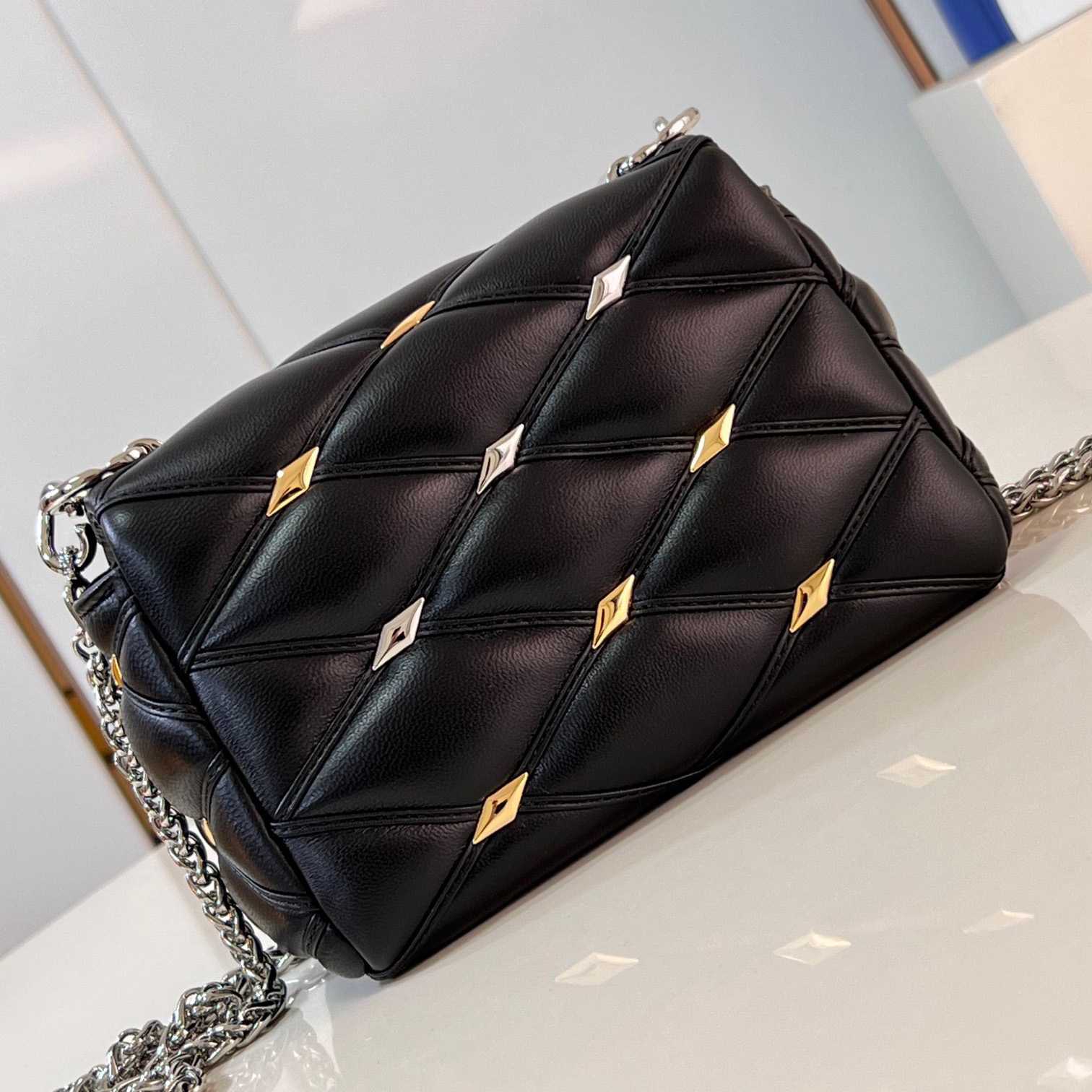 Louis Vuitton Pico GO-14   M24246 - PerfectKickZ
