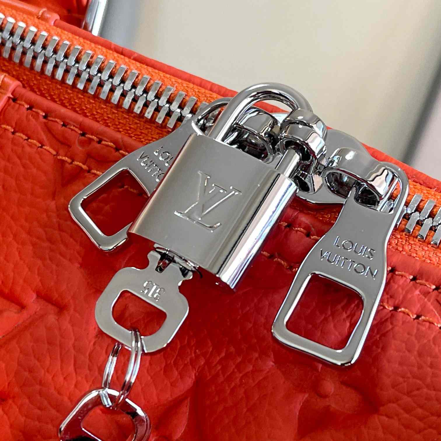 Louis Vuitton Keepall Bandoulière 50   M23749 - PerfectKickZ