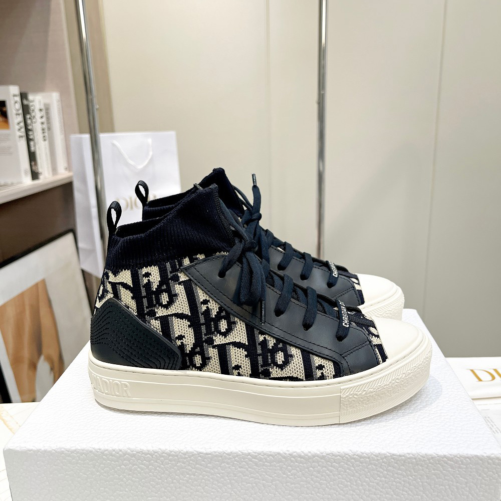 Dior Walk'n'Dior Sneaker - PerfectKickZ