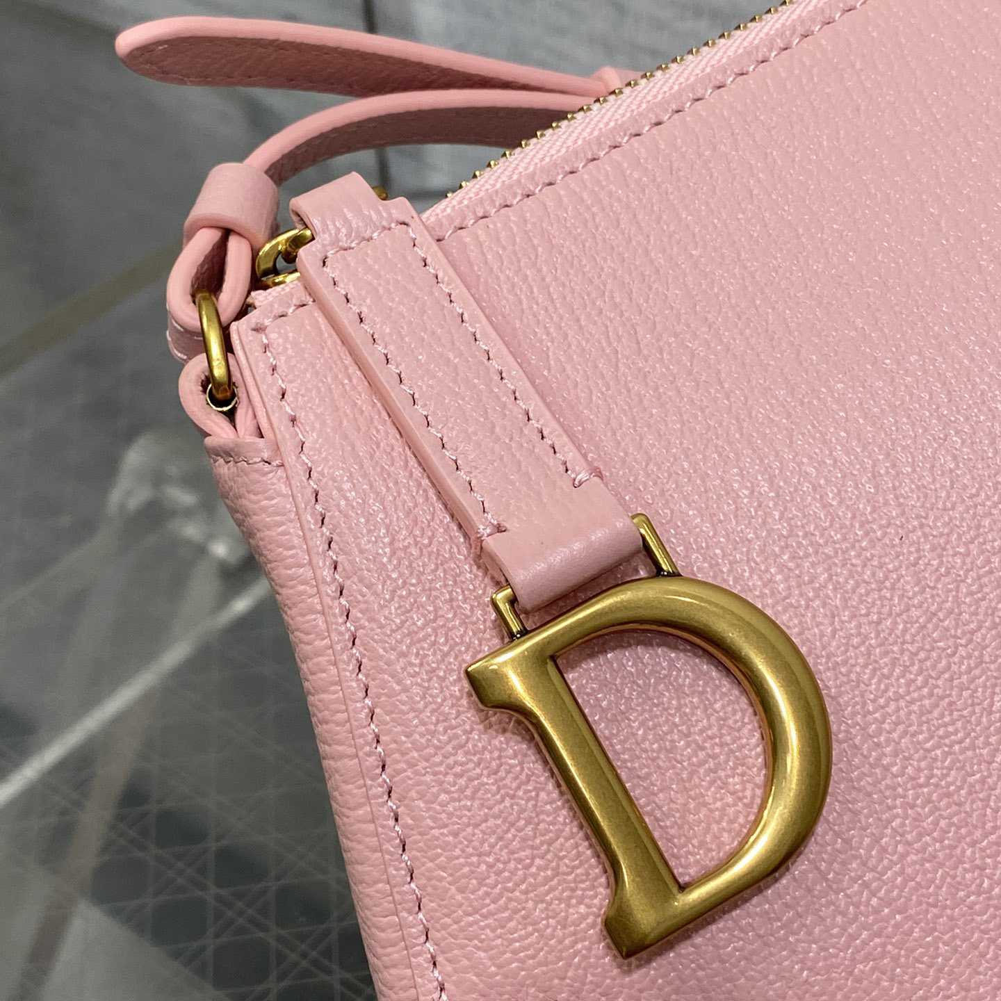 Dior Saddle Shoulder Pouch - 