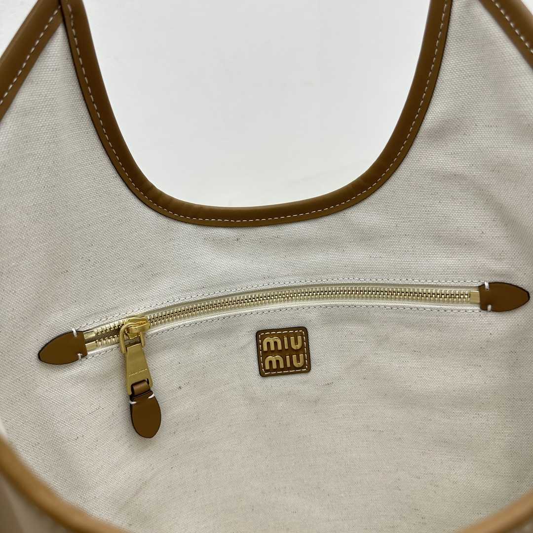 Miu Miu IVY Leather Bag - PerfectKickZ