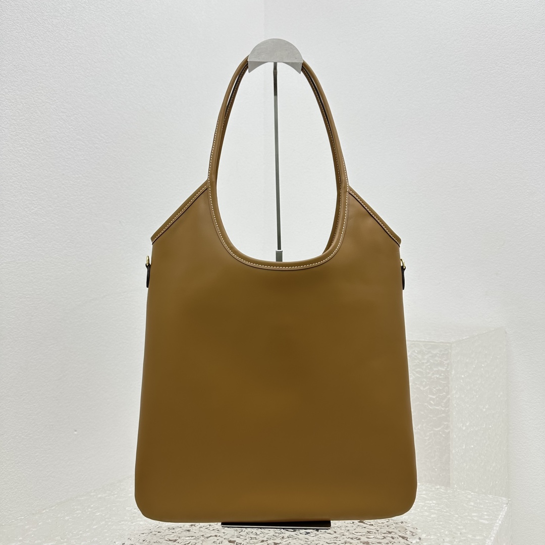Miu Miu IVY Leather Bag - PerfectKickZ