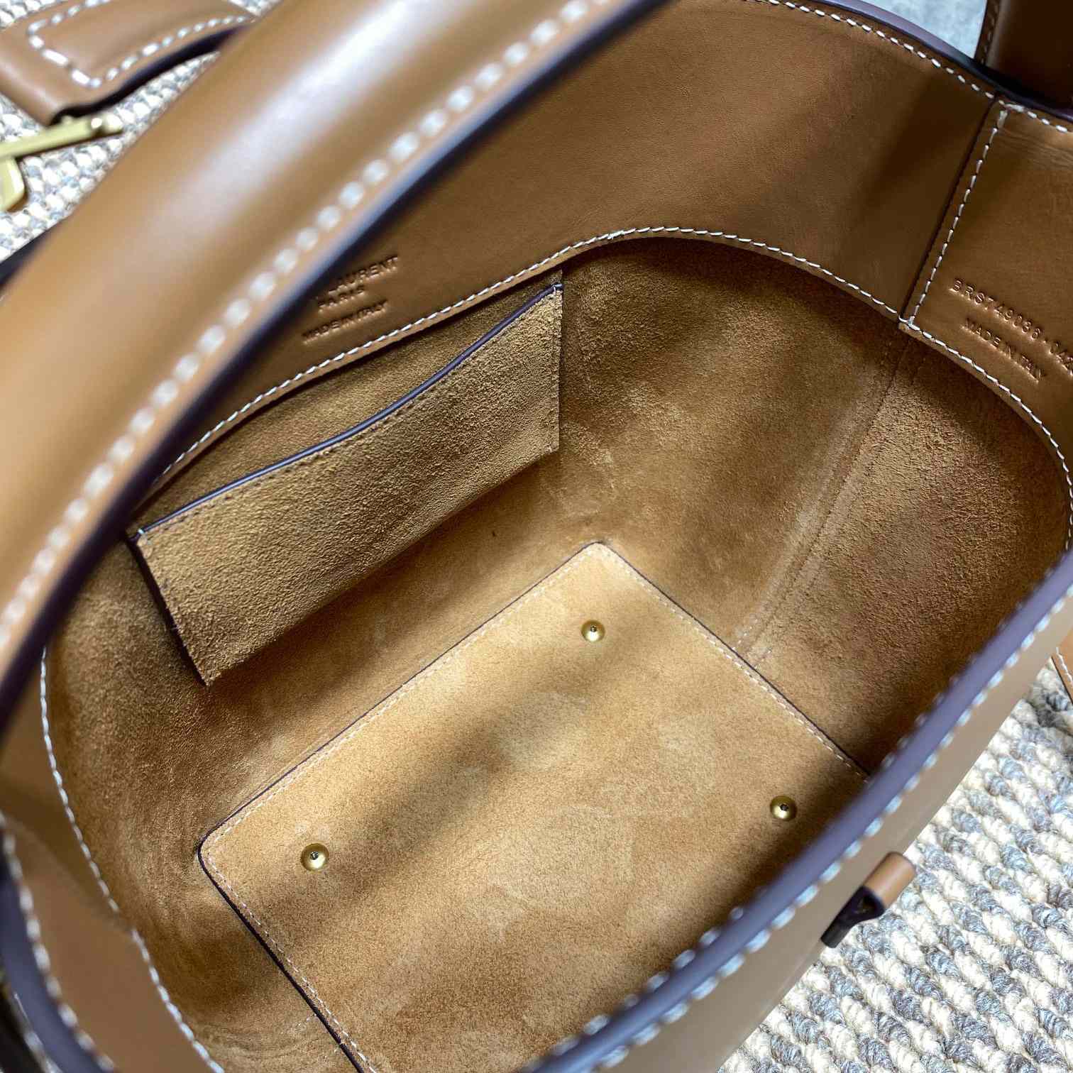 Saint Laurent Le 37 Small In Shiny Leather - PerfectKickZ