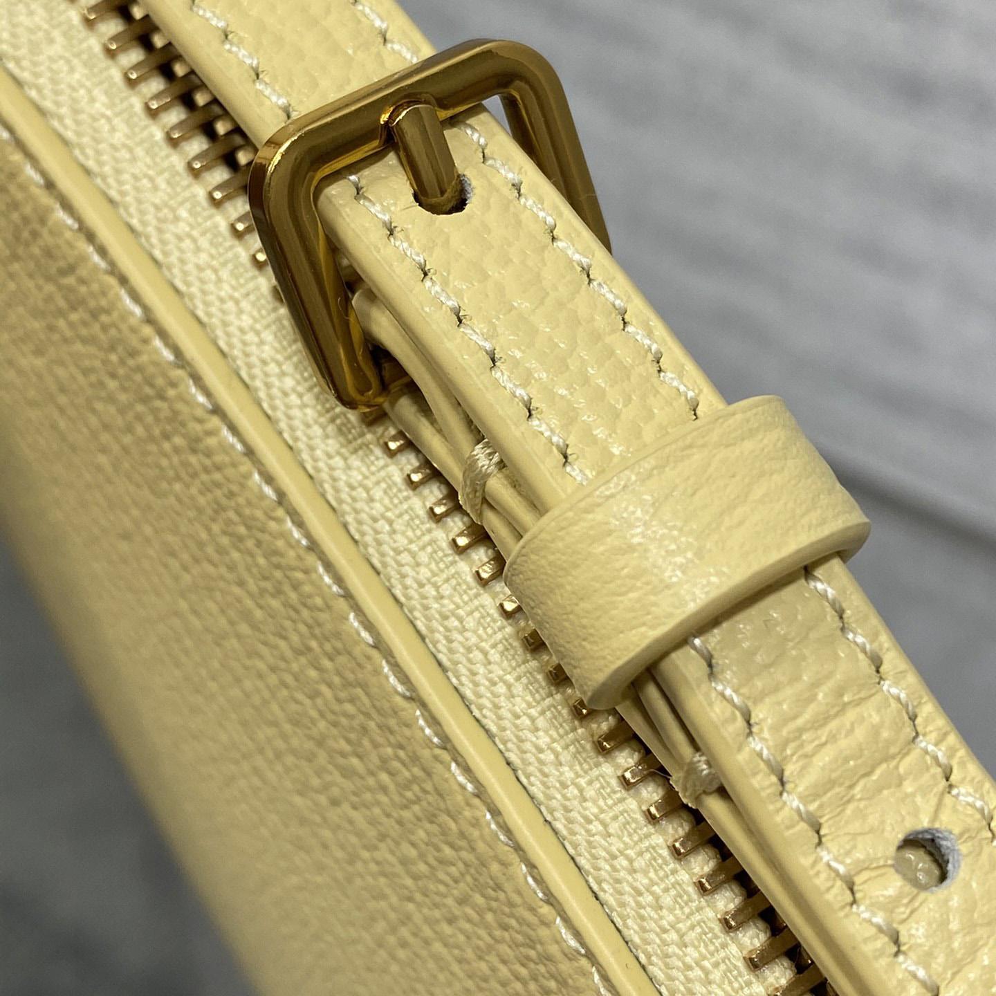 Dior Saddle Shoulder Pouch - PerfectKickZ