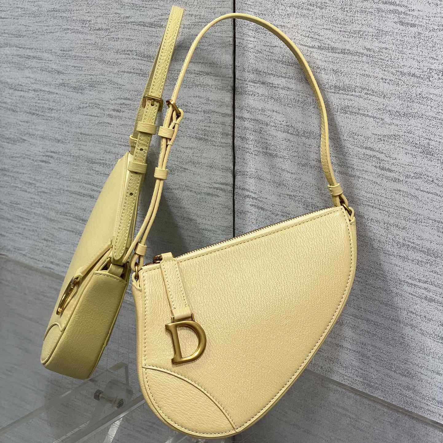 Dior Saddle Shoulder Pouch - PerfectKickZ