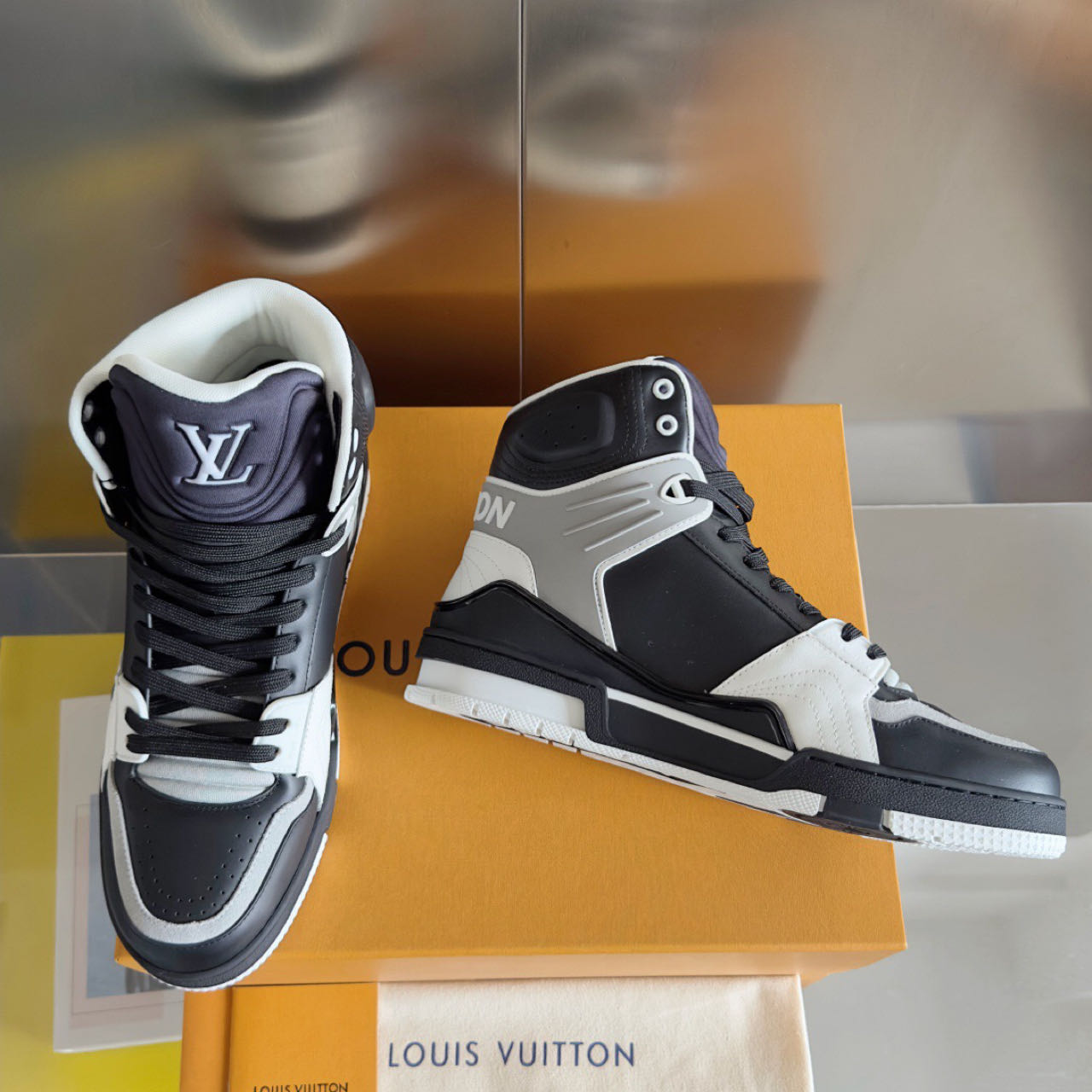 Louis Vuitton LV Trainer Sneaker            - PerfectKickZ