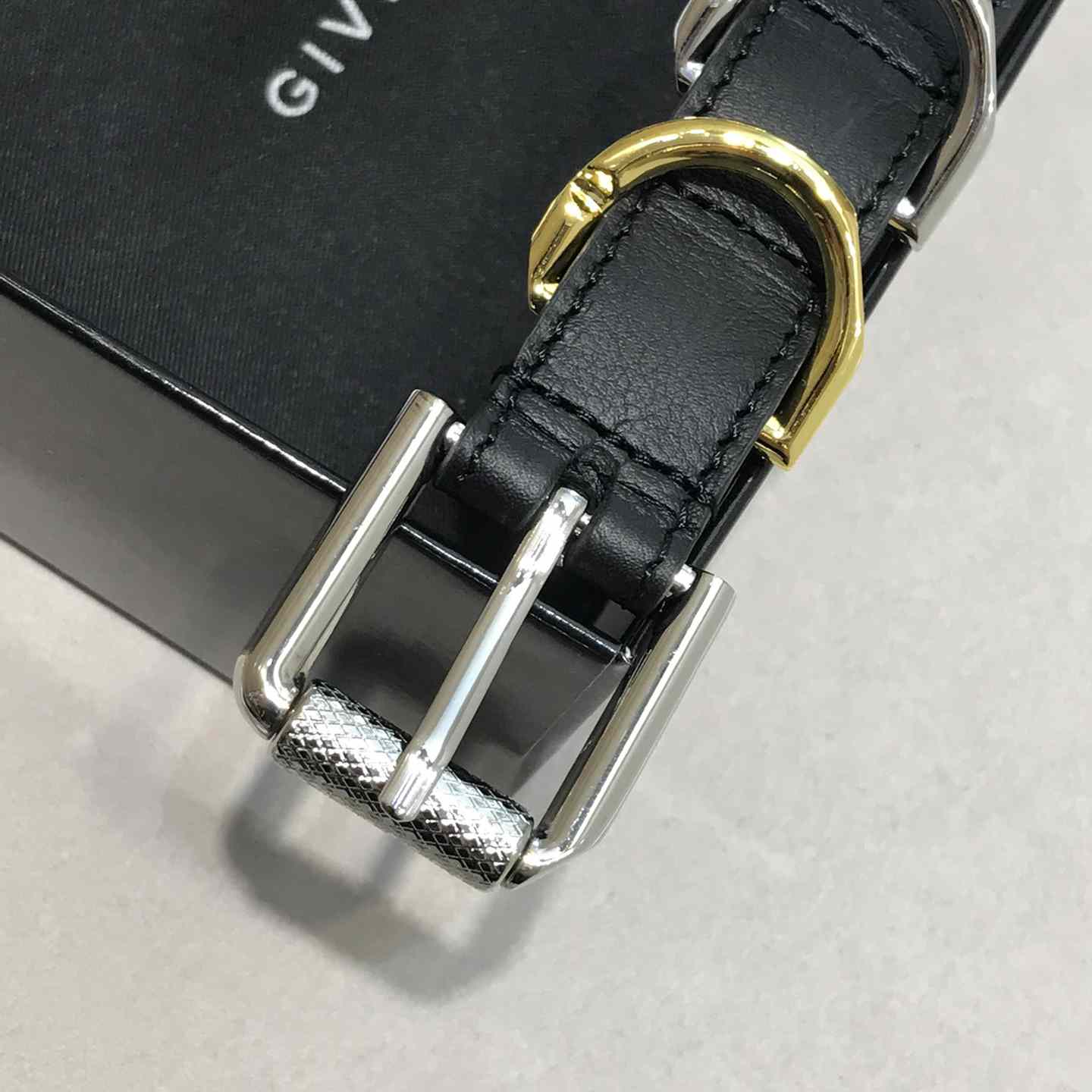 Givenchy Voyou Belt In Leather - PerfectKickZ