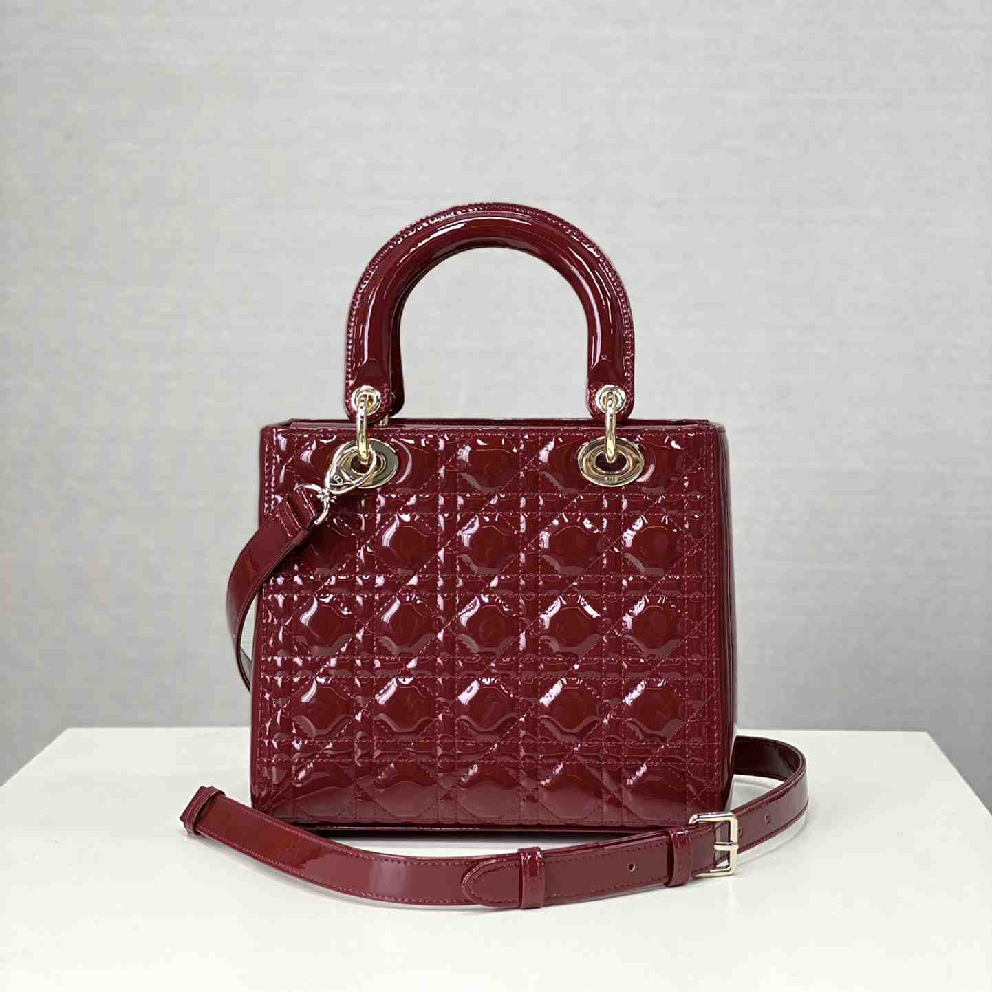 Dior Small Lady Dior Bag   20cm - PerfectKickZ
