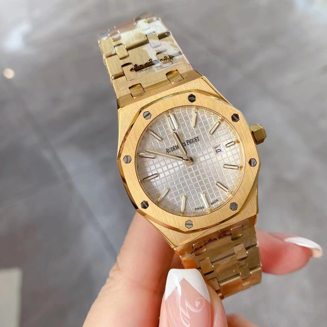 Audemars Piguet Women's Watch   33mm - PerfectKickZ