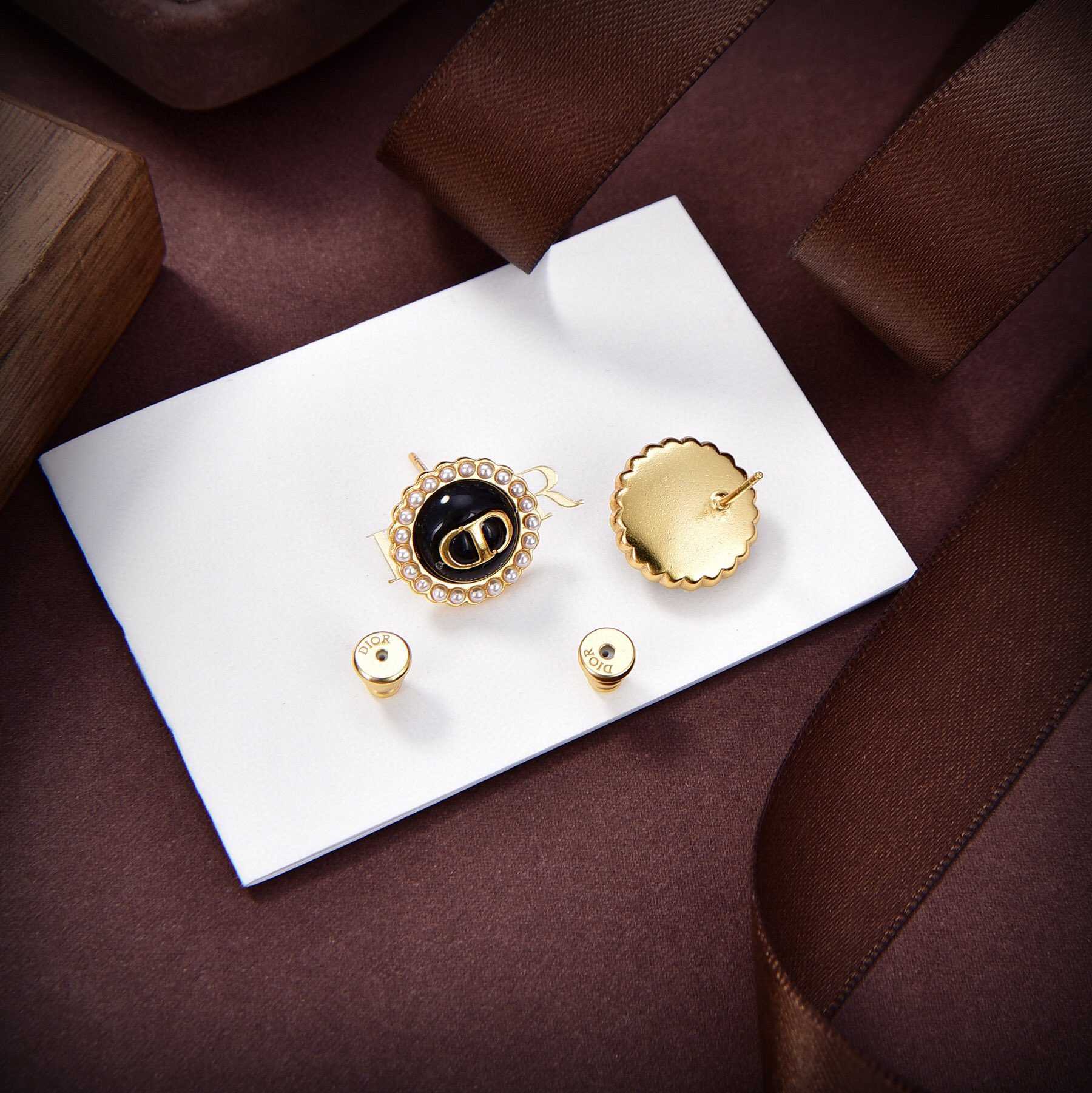 Dior Petit CD Baroque Stud Earrings - PerfectKickZ