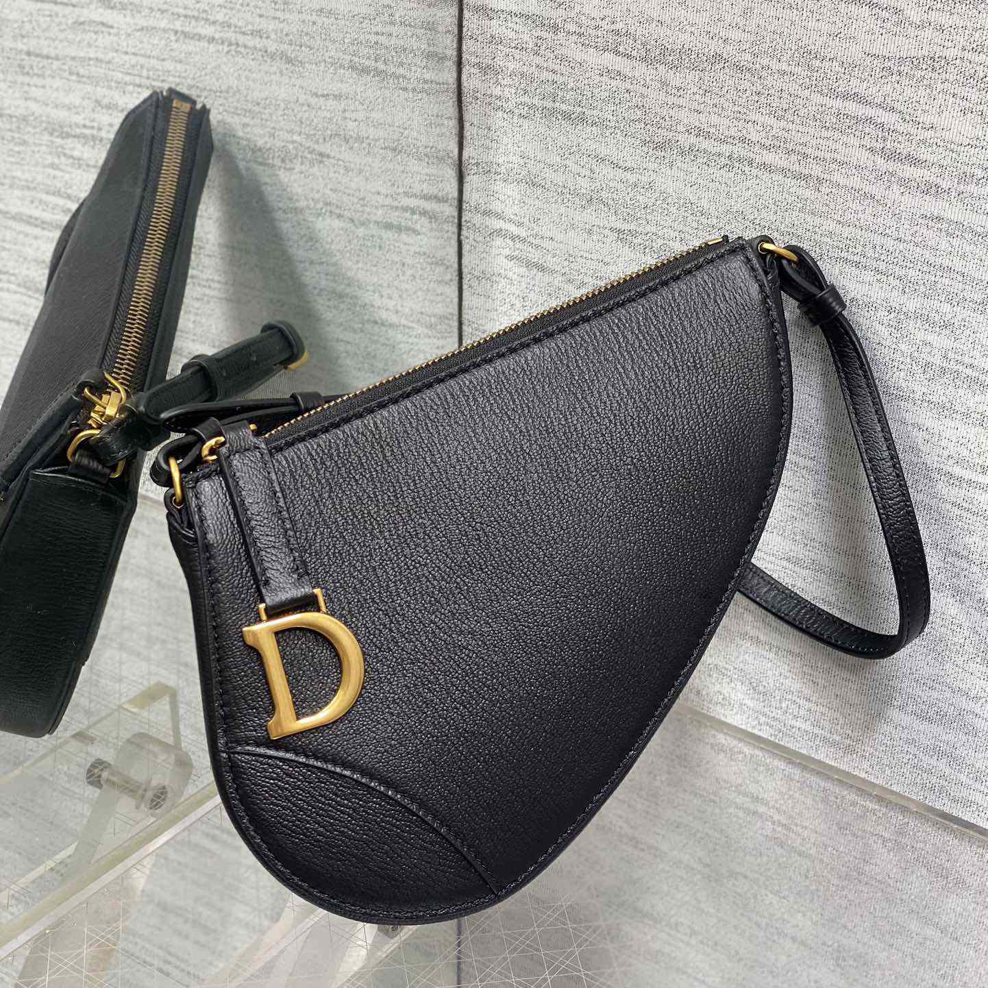 Dior Saddle Shoulder Pouch - PerfectKickZ