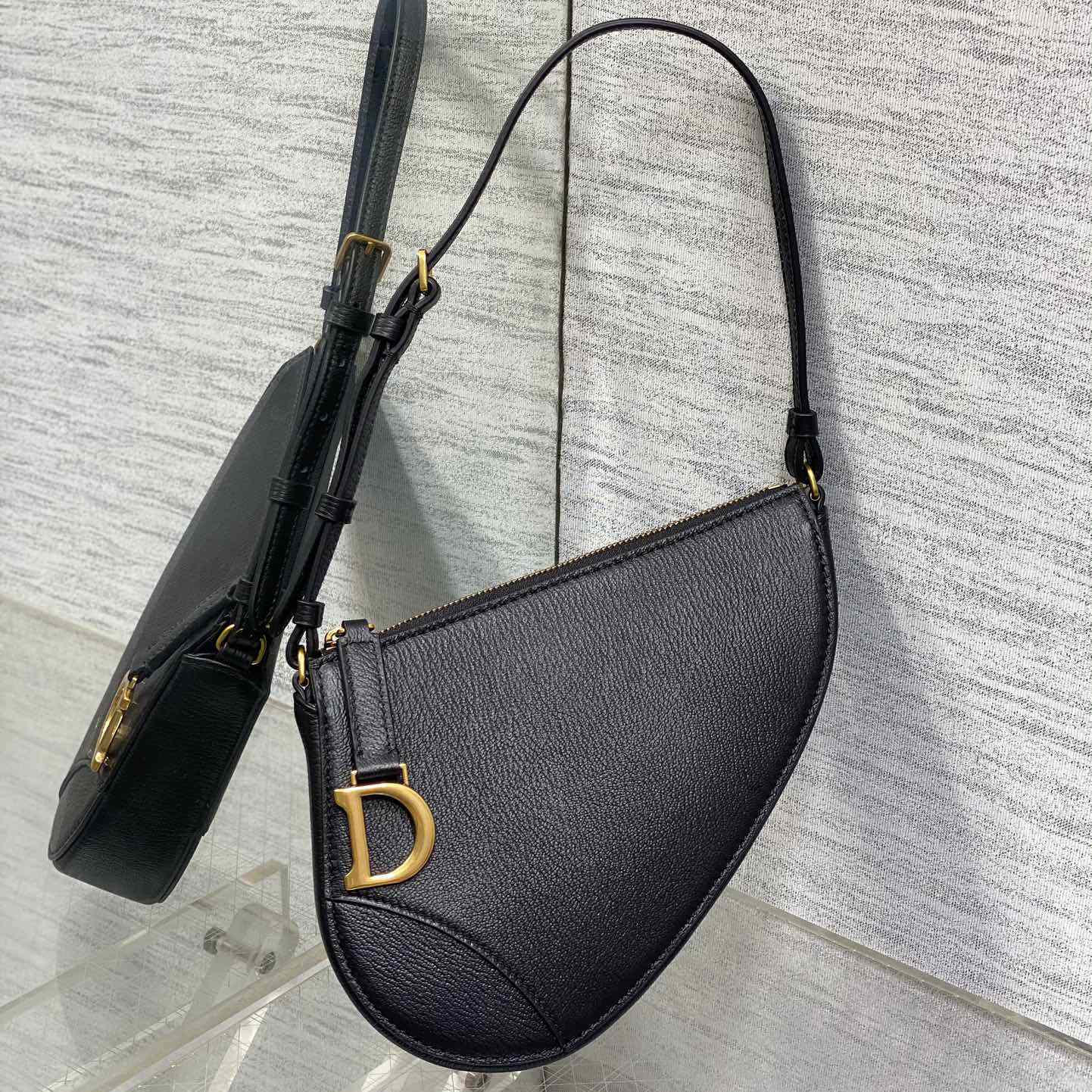 Dior Saddle Shoulder Pouch - PerfectKickZ