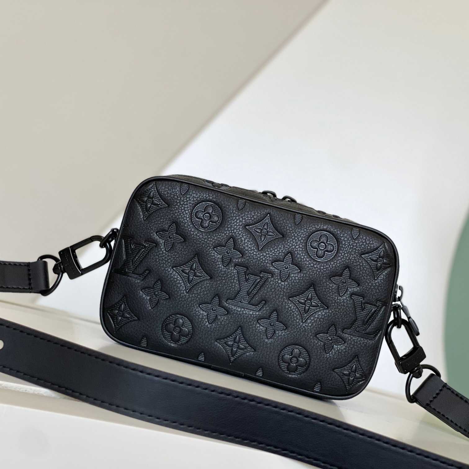 Louis Vuitton Alpha Wearable Wallet     M82544 - PerfectKickZ