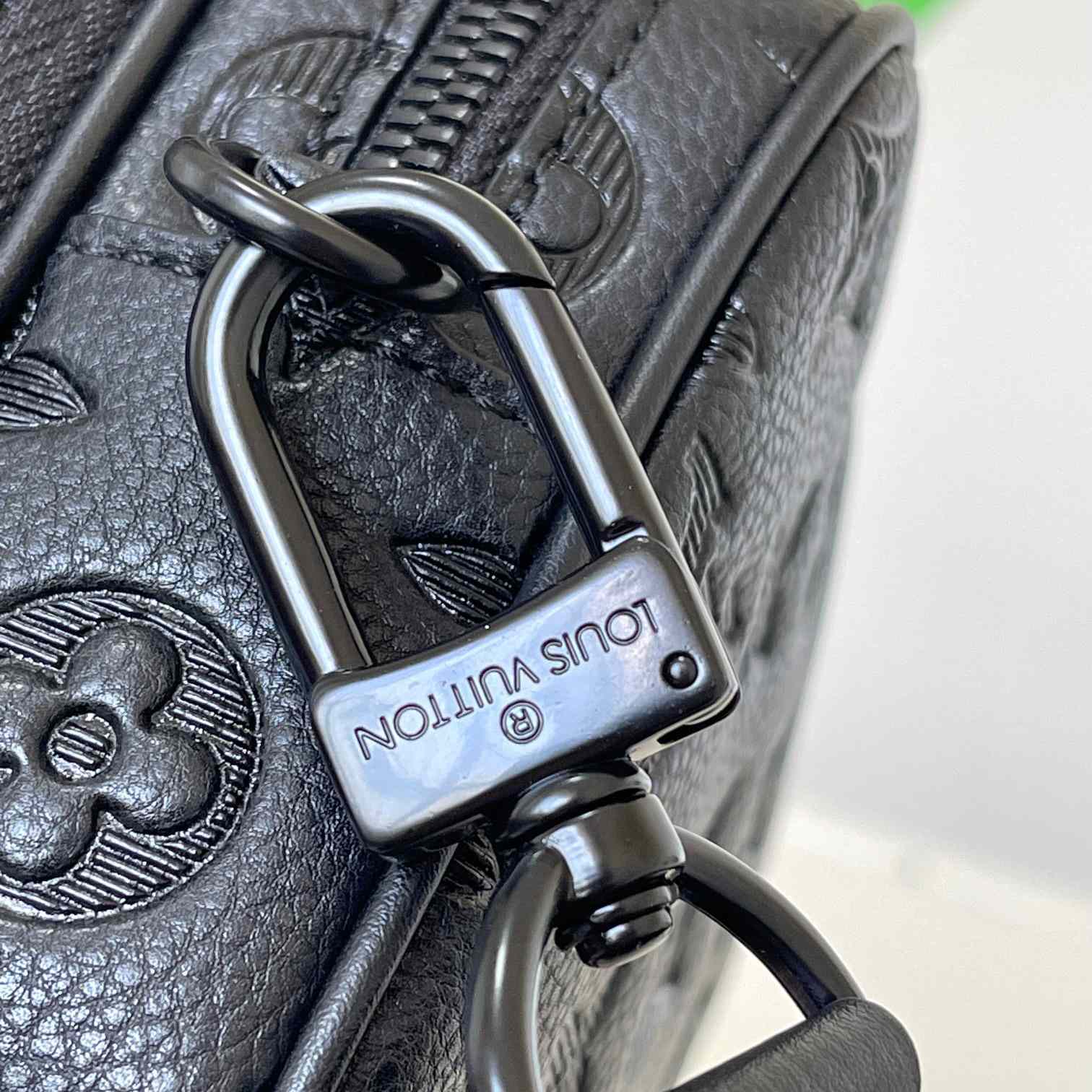 Louis Vuitton Alpha Wearable Wallet     M82544 - PerfectKickZ
