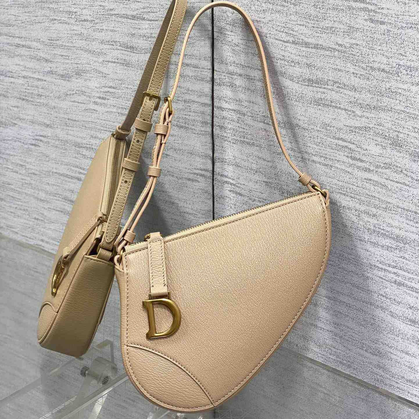 Dior Saddle Shoulder Pouch - PerfectKickZ