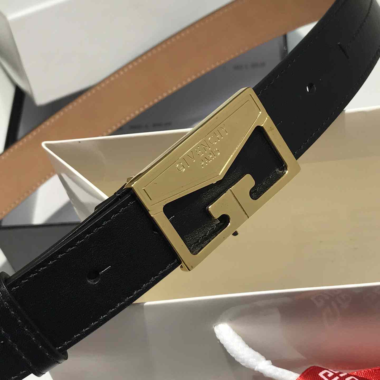 Givenchy  Leather Belt      30mm - PerfectKickZ
